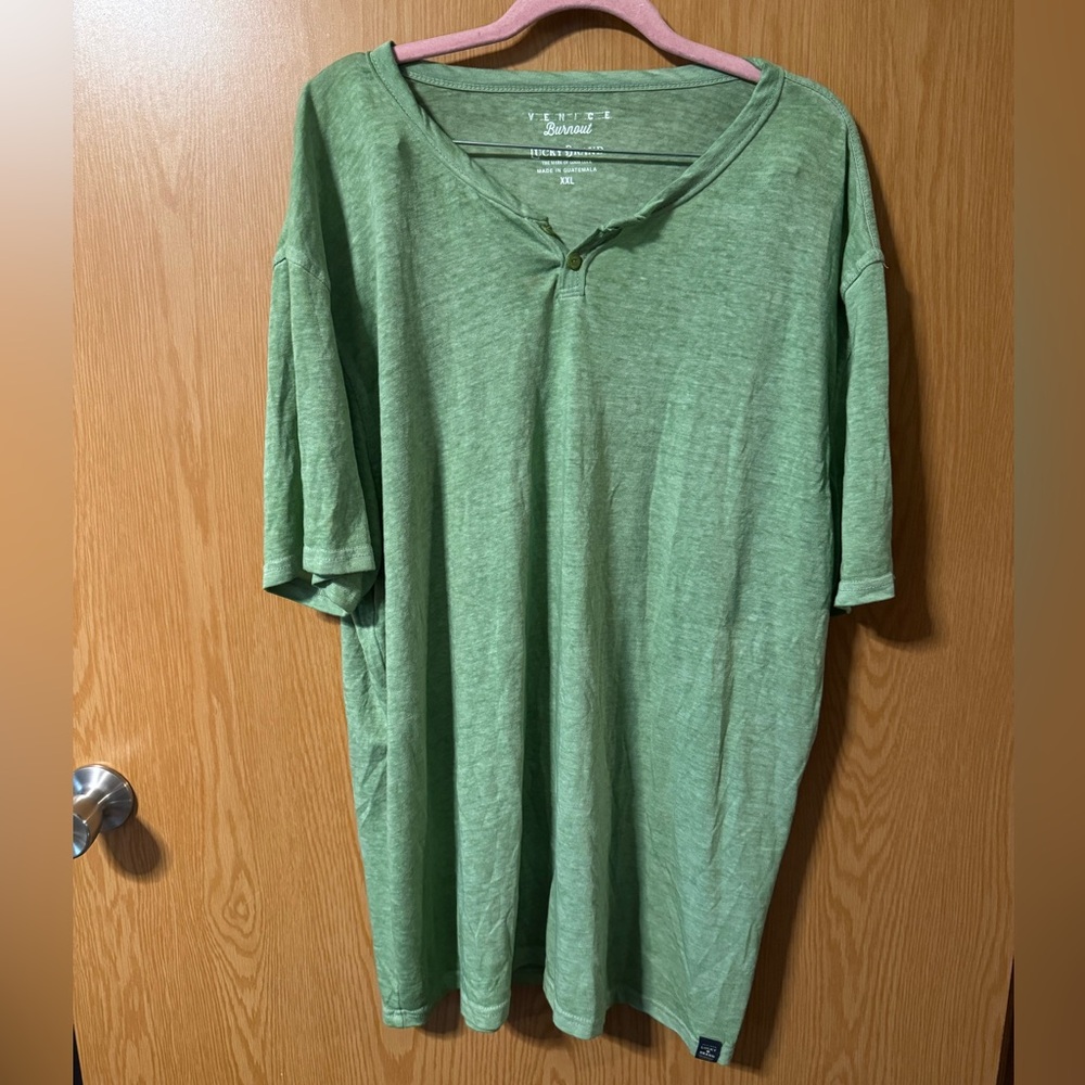 Lucky Brand men’s t shirt